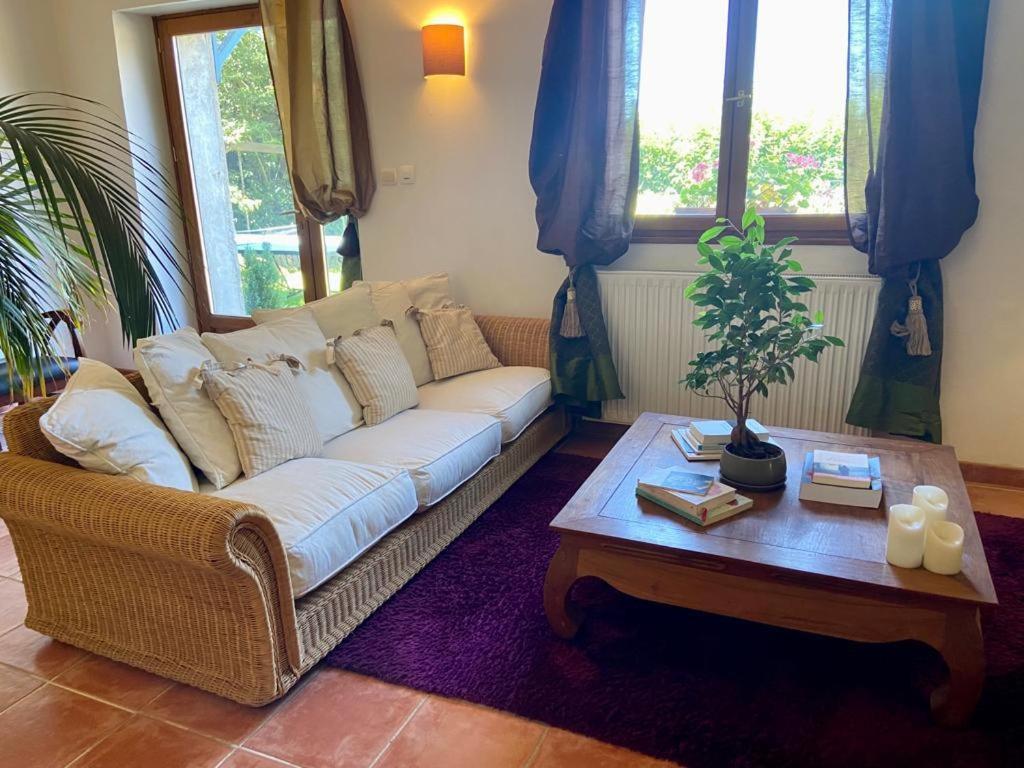Maison D'Hotes Le Chai D'Armagnac Monguilhem ภายนอก รูปภาพ