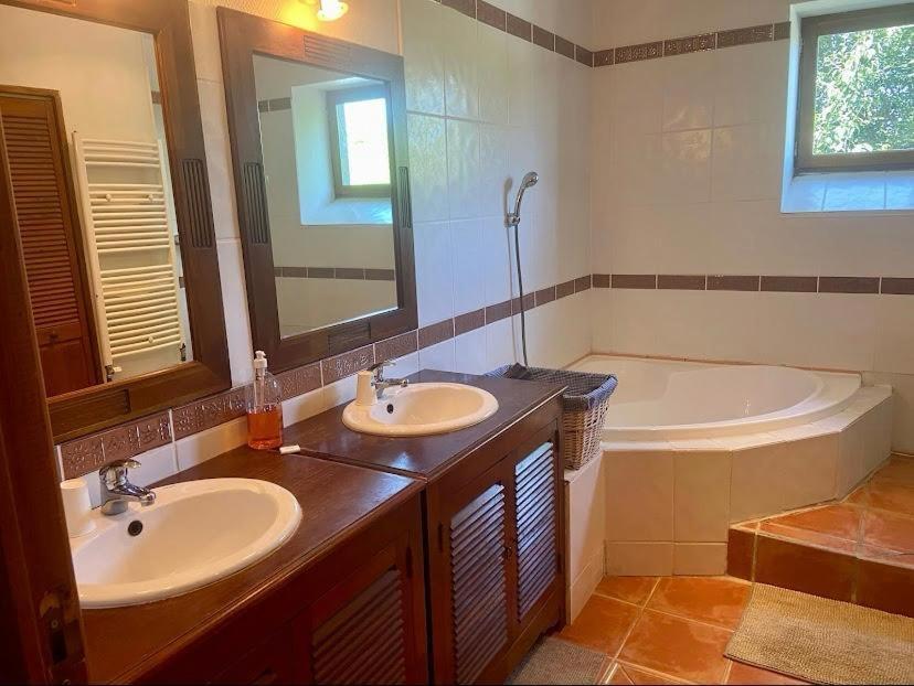 Maison D'Hotes Le Chai D'Armagnac Monguilhem ภายนอก รูปภาพ